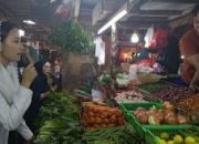 Wamendag Pantau Pasar Senen, Harga Bahan Pokok Relatif Stabil Jelang Tahun Baru