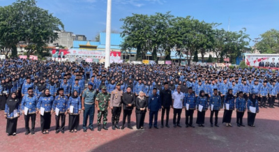 egawai Pemerintah dengan Perjanjian Kerja (PPPK) Paruh Waktu saat dilantik oleh Bupati, Kasmarni