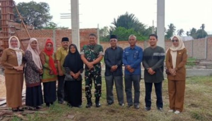 Dandrem 031/Wira Bima Tinjau Pembangunan Koperasi Merah Putih di Desa Wonosari