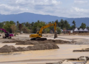 Cegah Banjir Susulan, 50 Alat Berat Diterjunkan Normalisasi Sungai di Sumatera Barat