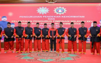 Agung Nugroho Terima Gelar Pendekar Kehormatan Tapak Suci