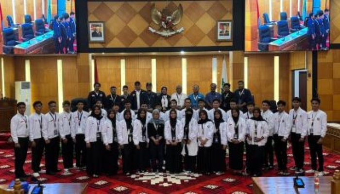 Remaja Bernegara NasDem Digelar di Siak, Pemuda Diajak Pahami Demokrasi Sejak Dini