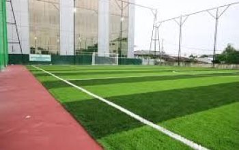 Lapangan Kencana Mini Soccer di kawasan Simpang Melur, Kecamatan Sukajadi, yang diresmikan Pemko Pekanbaru sebagai fasilitas olahraga gratis bagi masyarakat.