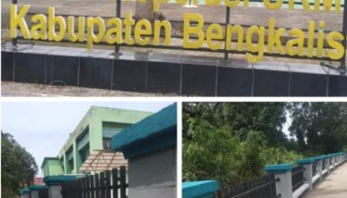 Tak Ada Papan Nama Kegiatan, Proyek Pagar Dinas Koperasi Bengkalis Disorot Publik