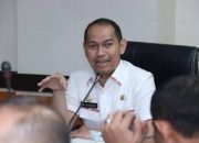 Tingkatkan Visibilitas Malam Hari, Dua PJU Dipasang di Simpang Padat Pekanbaru