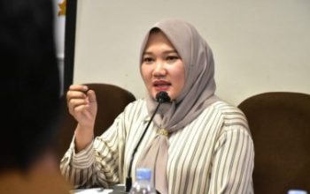 Ikuti Kebijakan Provinsi, DPRD Pekanbaru Minta Sekolah Batasi Penggunaan Gawai