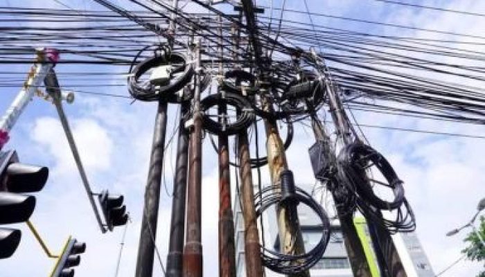 Pemko Pekanbaru Tertibkan Kabel Semrawut, Jaringan Fiber Optik Segera Masuk Bawah Tanah