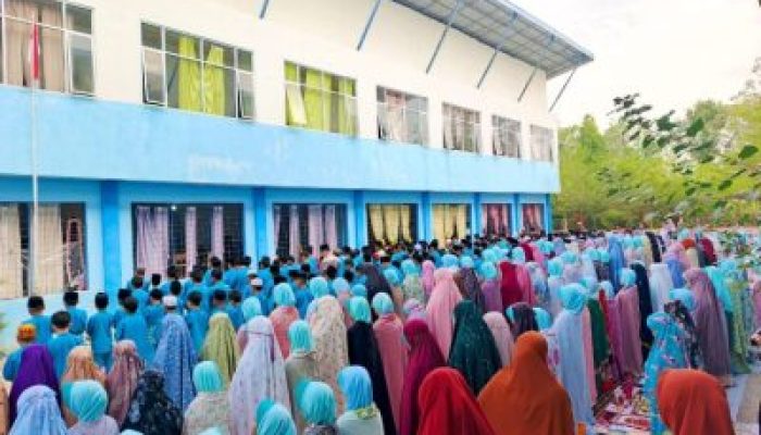 Pendidikan Karakter Religius, SDS IT Ibu Harapan Bengkalis Gelar Sholat Istisqo