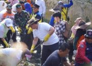 Pemprov Riau dan Pemko Pekanbaru Bersinergi, Sekdaprov Pimpin Gotong Royong Massal