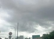 BMKG Prediksi Hujan Sore Hingga Malam Guyur Sebagian Besar Riau