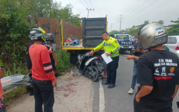 Motor Tabrak Truk Parkir di Rumbai Pesisir, Satu Pelajar Meninggal Dunia