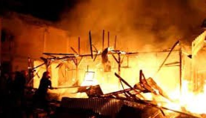 Pasar Lama Kepenuhan Hulu Dilalap Api, 26 Kios Ludes Terbakar