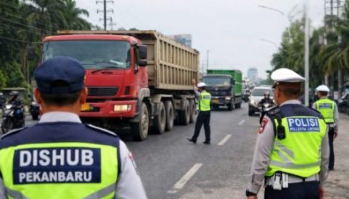 Tekan Pelanggaran ODOL, Dishub Pekanbaru Turunkan Tim di Pintu Masuk Kota