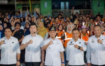 Setelah Satu Dekade Menanti, Petugas Kebersihan Pekanbaru Terima THR Penuh