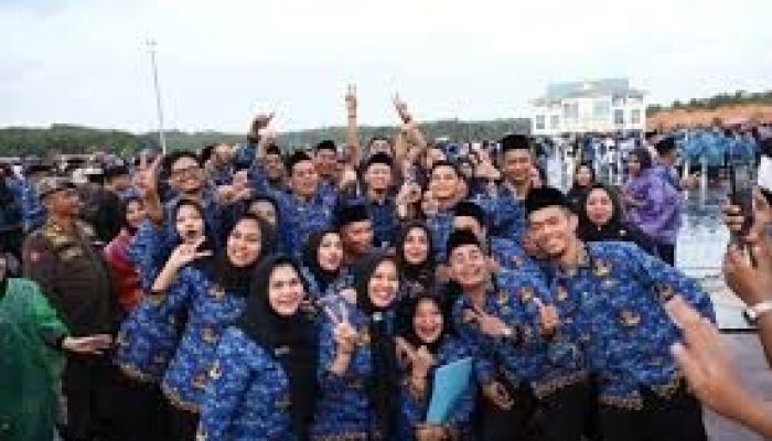 Pendidikan Pekanbaru Berbenah, Guru PPPK Paruh Waktu Terima Gaji dan Tunjangan