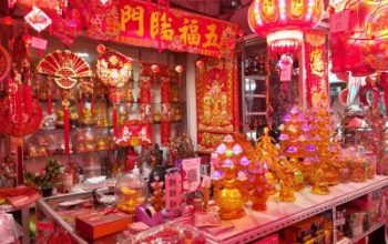 Jelang Imlek 2026, Perburuan Aksesoris di Pekanbaru Mulai Menggeliat