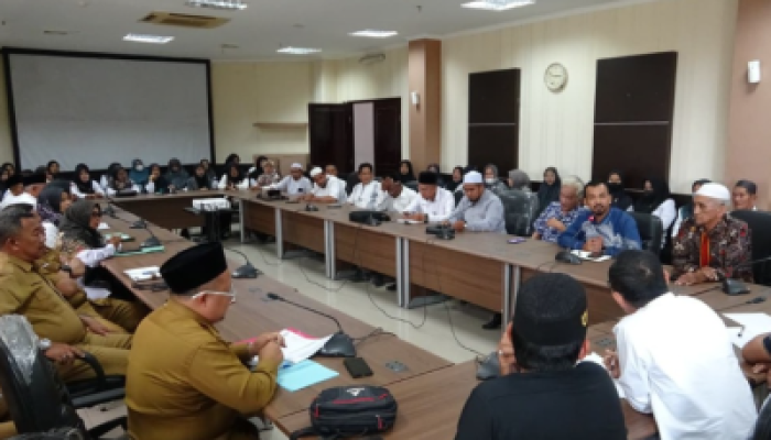 Puluhan Guru Bantu Daerah Datangi DPRD Inhil, Minta Kontrak 2026 Dilanjutkan