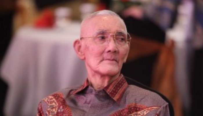 Indonesia Berduka, Mantan Wapres Try Sutrisno Meninggal Dunia