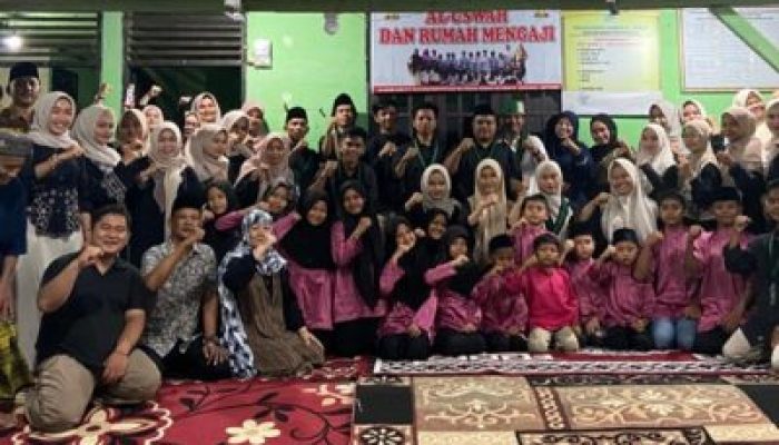 Ramadan Penuh Makna, HMI Abbasid Rokania Berbagi dengan Anak Panti