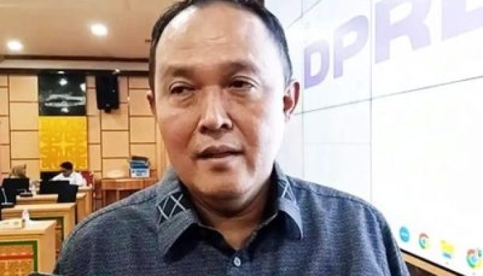 Jelang Idulfitri 1447 H, DPRD Riau Desak Perbaikan Jalan Rusak