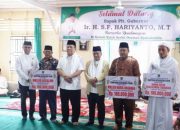 Safari Ramadan di Rohil, SF Hariyanto Salurkan Bantuan untuk Rumah Suluk dan Warga