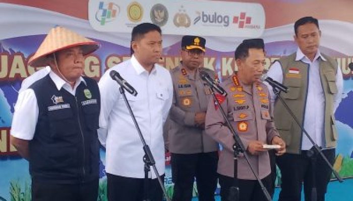 Kapolri Kunjungi Sumsel, Tanam Jagung Serentak dan Hadiri Safari Ramadhan di Polda