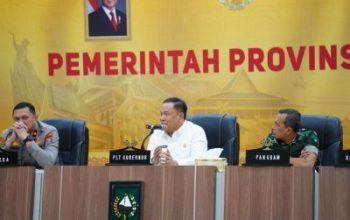 Plt Gubri Pimpin High Level Meeting TPID, Pastikan Harga Bahan Pokok Stabil