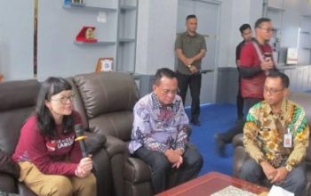 Sekolah Garuda Dirancang Cetak Generasi Unggul, Wamendiktisaintek Tinjau Lahan di Rohil