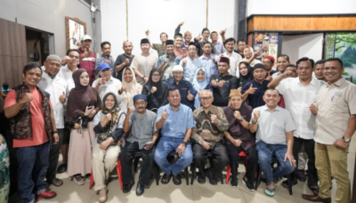 Suhardiman Amby Resmi Jadi Dewan Pakar JMSI Riau, Hadiri Buka Puasa Bersama di Pekanbaru