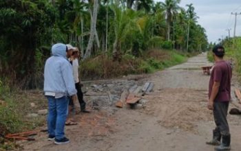 Pemkab Inhil Lakukan Penanganan Lanjutan Jalan Parit Guntung