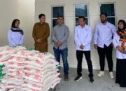 Ramadan Penuh Kepedulian, Lestari Residence Santuni Lansia di Ujung Bandar