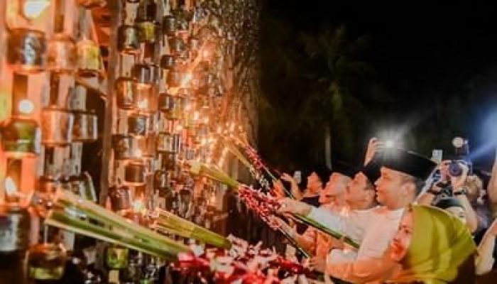 Bupati Bengkalis Buka Festival Lampu Colok, Tradisi Melayu Sambut Akhir Ramadan