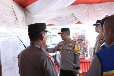 Kapolres Inhil Tinjau Pos Pengamanan Idul Fitri 2026, Tekankan Pelayanan Humanis