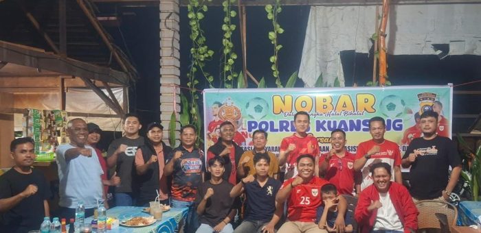 Dukung Timnas, Kapolres Kuansing Gelar Nobar Bersama Masyarakat