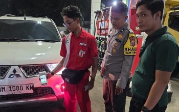 Respon Isu Pengisian BBM, Polsek Singingi Datangi SPBU Logas Hilir