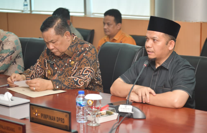 DPRD Riau Terima LHP BPK, Soroti Pengelolaan Pajak dan PAD