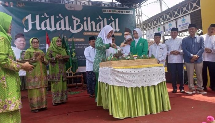Peringati 1 Abad NU, PCNU Mojowarno Gelar Halal Bihalal Penuh Kebersamaan