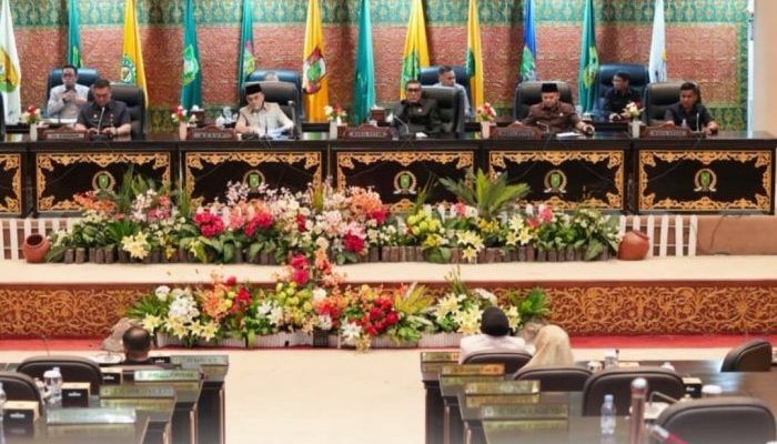 DPRD Riau Gelar Paripurna, Bahas Ranperda dan Perubahan Susunan AKD