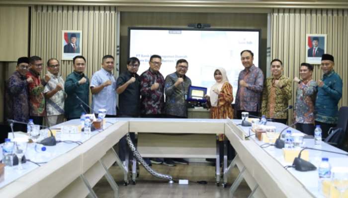 Kunjungi Bank BJB, DPRD Riau Dalami Skema Penyertaan Modal BRK Syariah