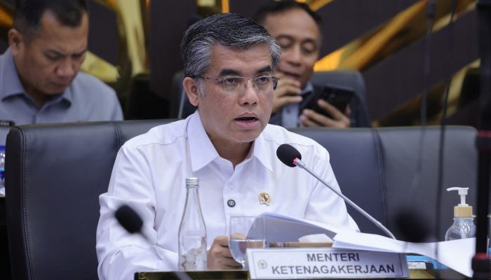 Pemerintah Serahkan DIM RUU PPRT ke DPR, Menaker Tekankan Perlindungan Pekerja