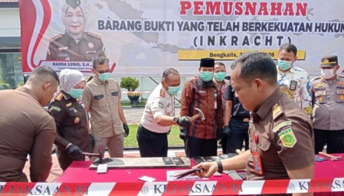 Didominasi Kasus Narkotika, Kejari Bengkalis Musnahkan Barang Bukti Inkracht
