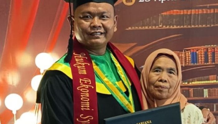 Lulus dari STIS Darul Ulum, Selamat Raharjo Bertekad Buka Kantor Hukum