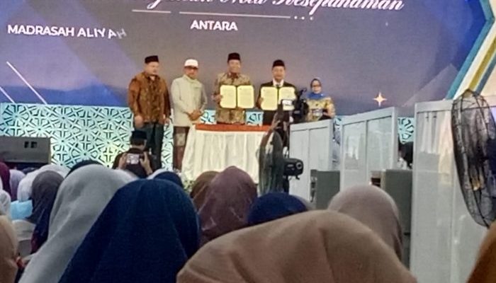 Lulusan MA Unggulan Dilepas, Pesan Akhlak dan Keteladanan Ditekankan