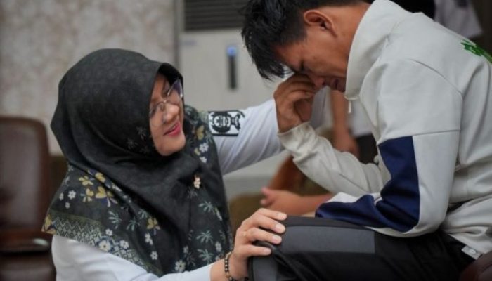 Bupati Afni Lepas Lima Pemuda Disabilitas Siak Ikuti Diklat Vokasional Kemensos