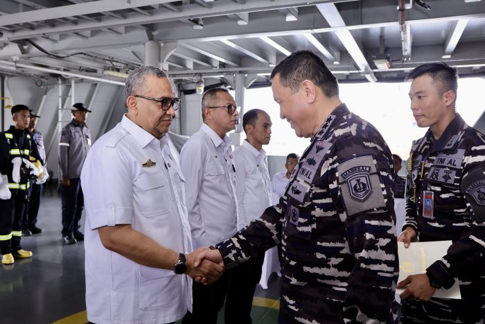 Wamenaker Dorong Penguatan Sertifikasi Kompetensi TNI AL Hadapi Tantangan Global