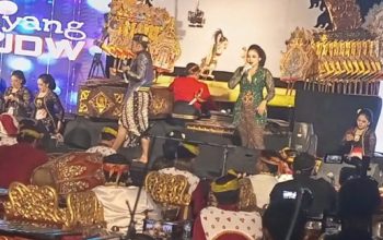 Tasyakuran Sugeng Riyadi di Jombang Meriahkan Wayang Kulit dan Campursari
