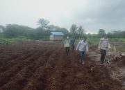 Polsek Mandah Dukung Ketahanan Pangan, Lahan Jagung di PT RSA Mulai Disiapkan
