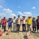 Polsek Singingi Hilir Kawal Perluasan Jagung Tumpang Sari di Perkebunan Sawit