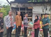 Pemkab dan Baznas Dharmasraya Salurkan Bantuan untuk Korban Kebakaran