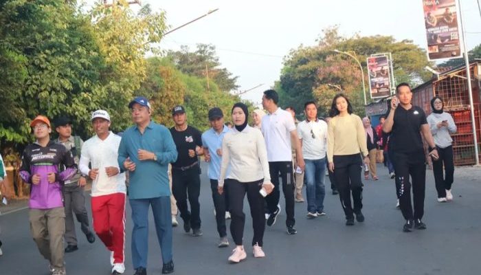 Bupati dan Wakil Bupati Lahat Ajak Warga Terapkan Pola Hidup Sehat Melalui Car Free Day